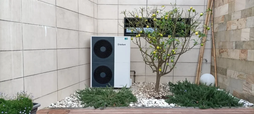 Instalación de aerotermia bomba de calor y suelo radiante (1)