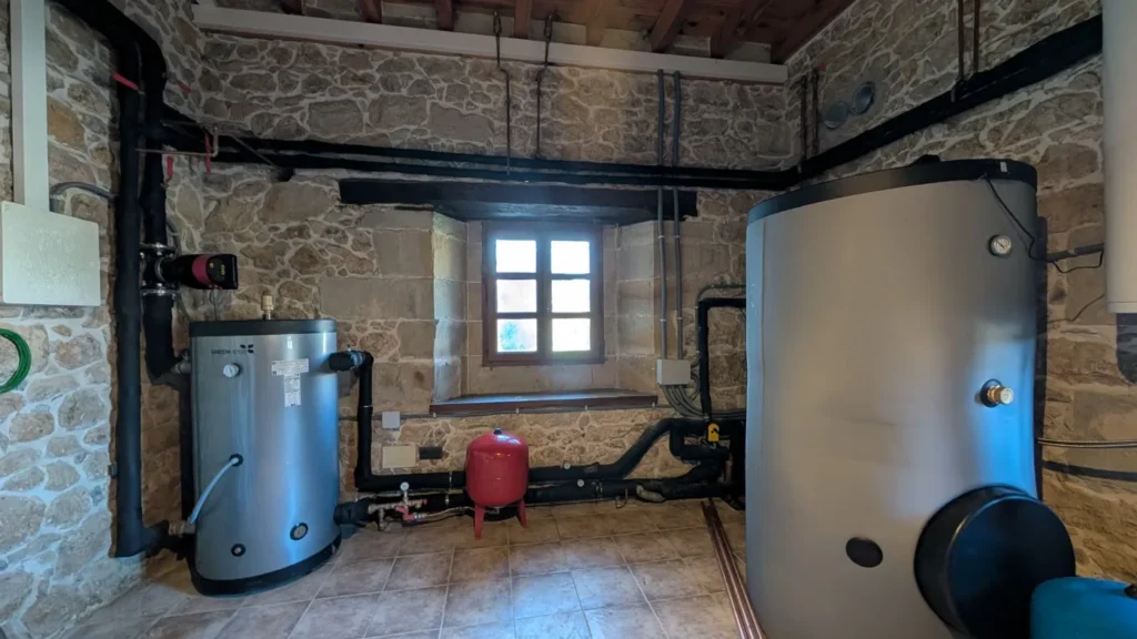 Instalación de aerotermia bomba de calor y suelo radiante (6)